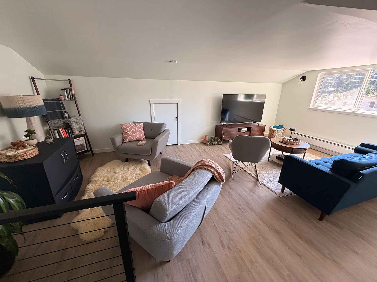 3 bed, 1736 sqft, $3,600 — Photo 3
