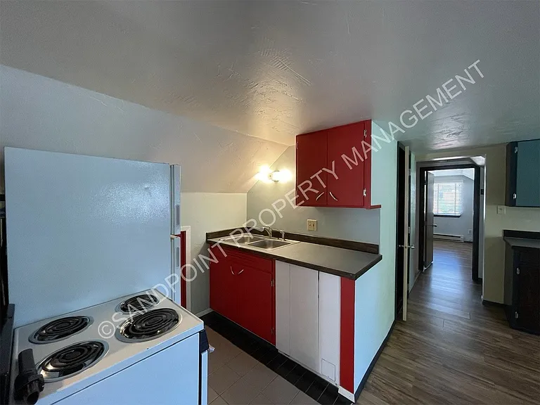 1021 N Florence Ave #A — Photo 3