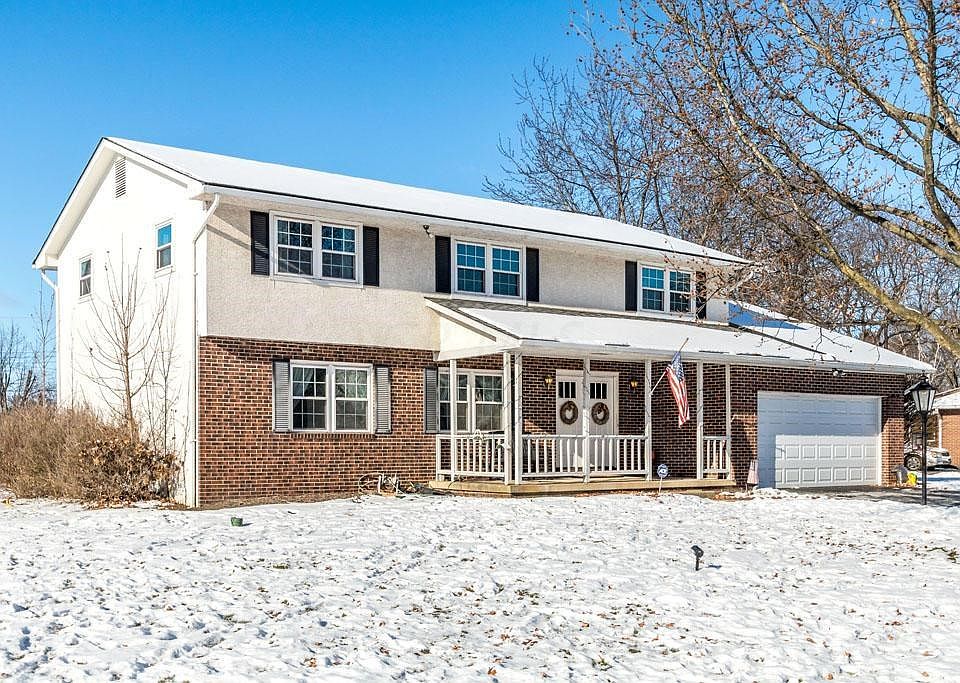 1st image of 933 Barclay Dr