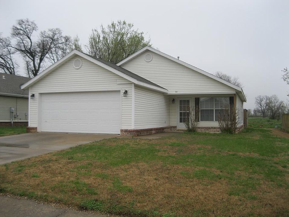 1st image of 30 Cheryl Cir