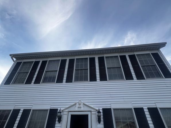 18147 Dundee Ct