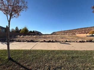 888 S Country Way, Washington, UT 84780