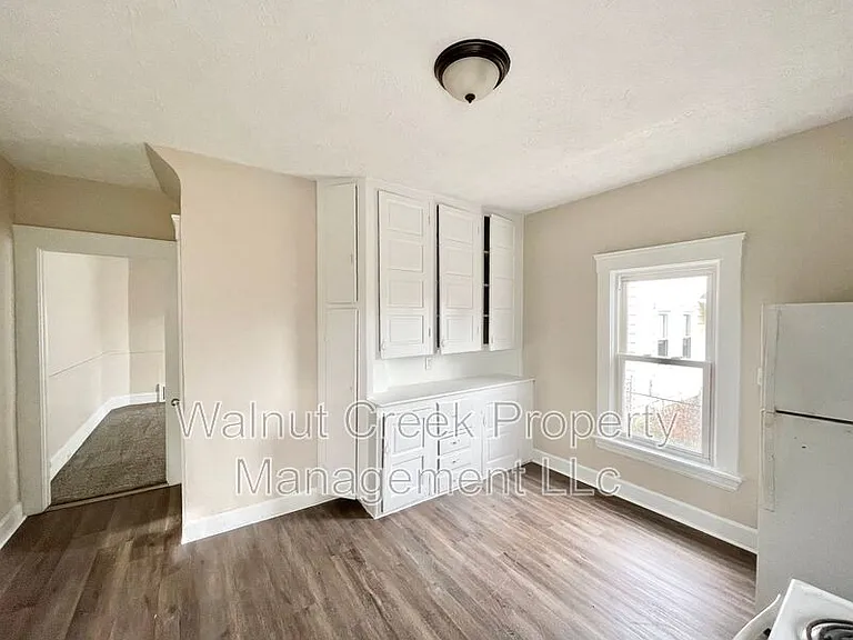 1728-1730 E 30th St #1730 — Photo 5
