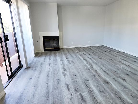 2nd image of 3747 Kelton Ave #8