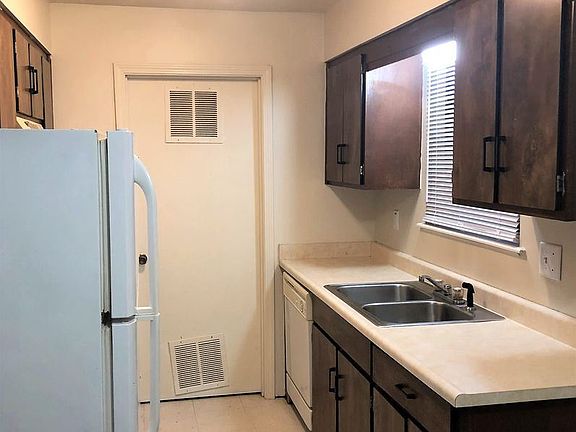 2nd image of 318 Osage St APT B