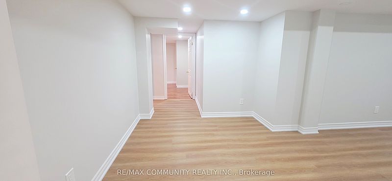 Ajax House for rent - 2 Bedrooms — photo 9
