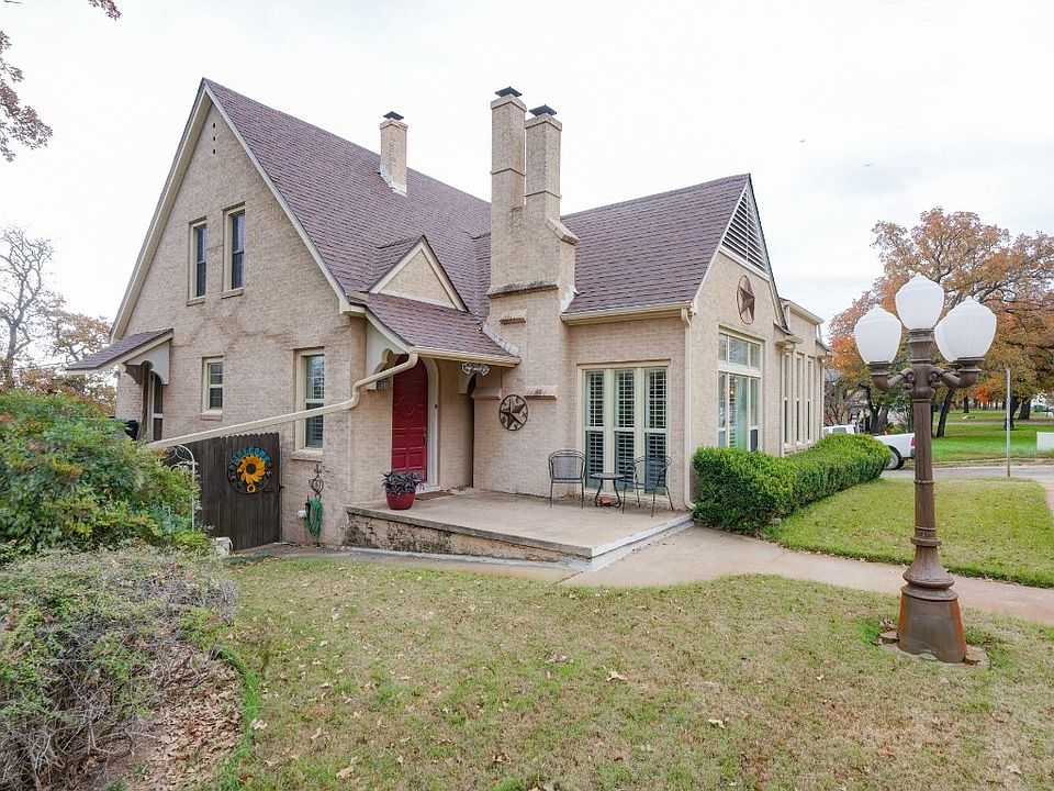 1st image of 2319 Morningside Dr