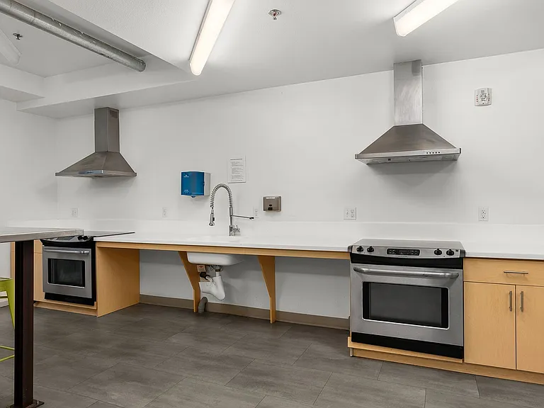 Welcome to 1806 23rd Ave Modern Living in the Heart of Seattle's Central District — Photo 6