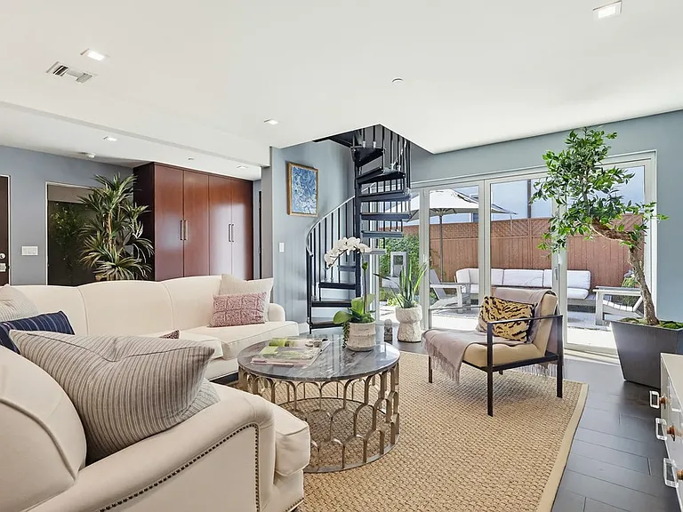6713 E Ocean Blvd #6713 — Photo 2