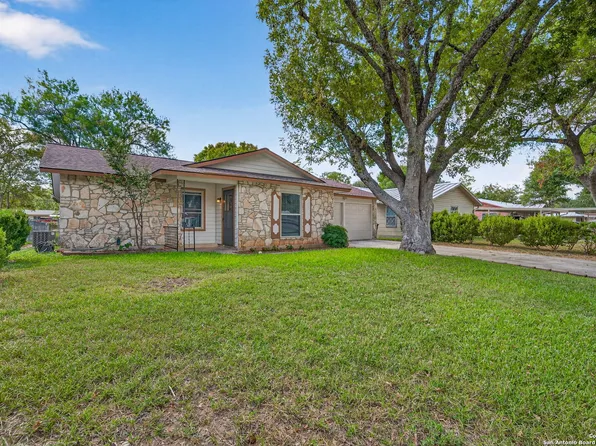 708 Maple, Schertz, TX 78154