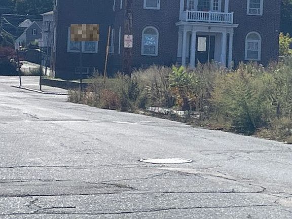 4th image of 57 Salem St