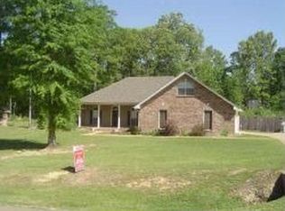 106 Seminole Cv, Terry, MS 39170