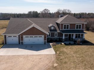 4909 Highway 45 #S, Oshkosh, WI 54902