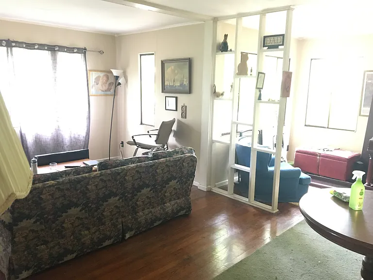 260 Habersham Dr — Photo 3