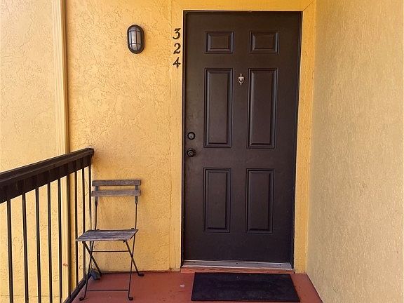 3rd image of 2845 Winkler Ave APT 324