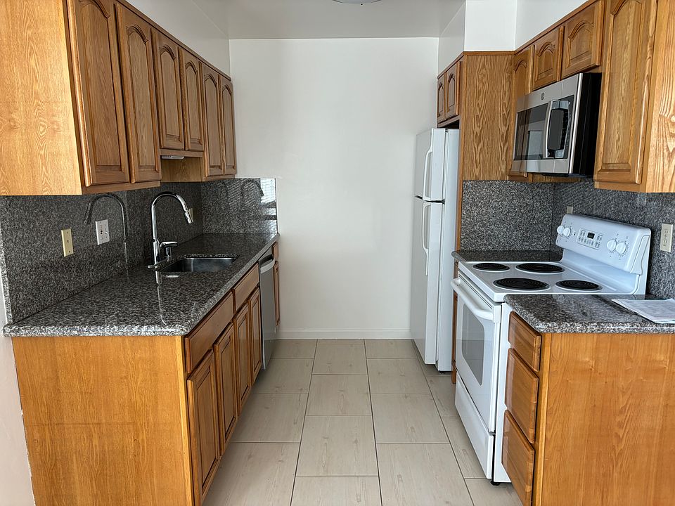 1st image of 3567 Farm Hill Blvd APT 15