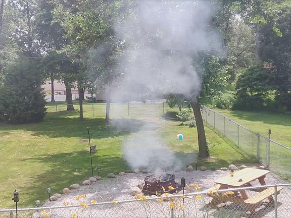 5th image of 9754 N Charter Rd