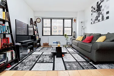 Rented by PocketBroker Inc