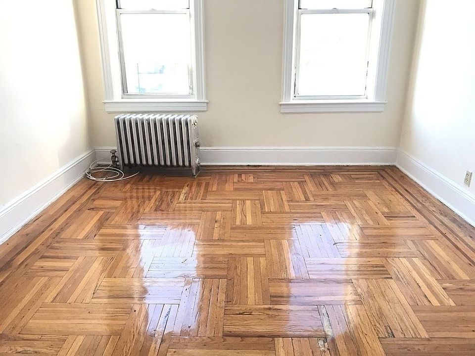 1st image of 2824 42nd St APT D1