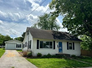 204 W Maple St, Irvington, KY 40146