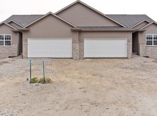 2942 Brookvalley Ct, Marion, IA 52302