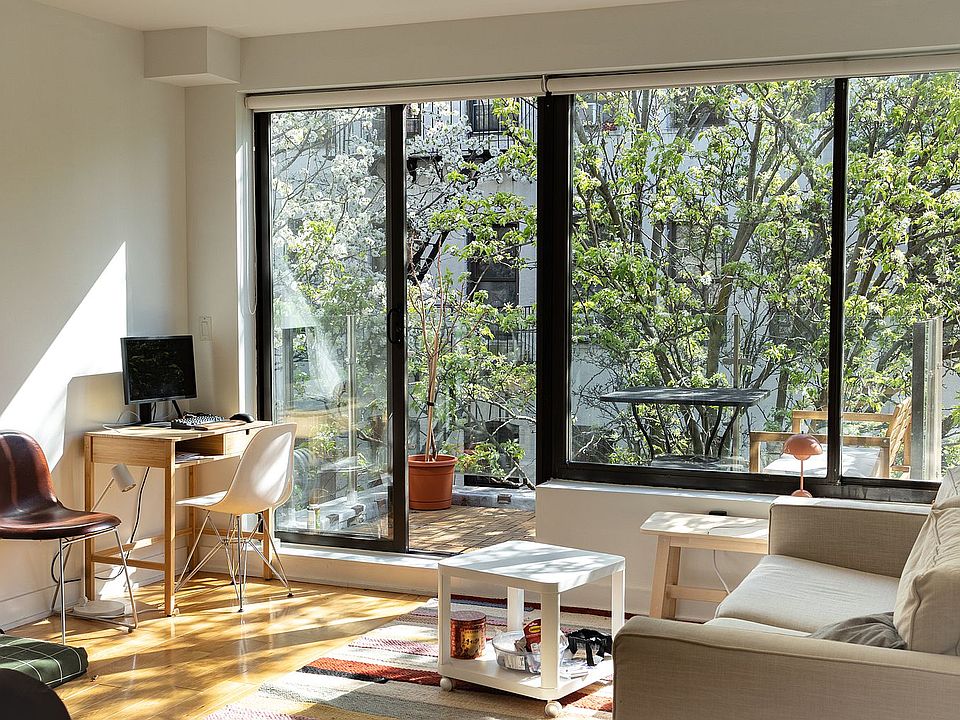 1st image of 188 15th St APT 301