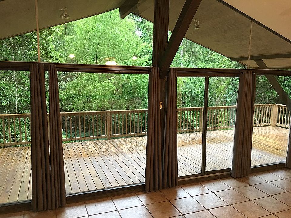 Wall of Windows and Deck