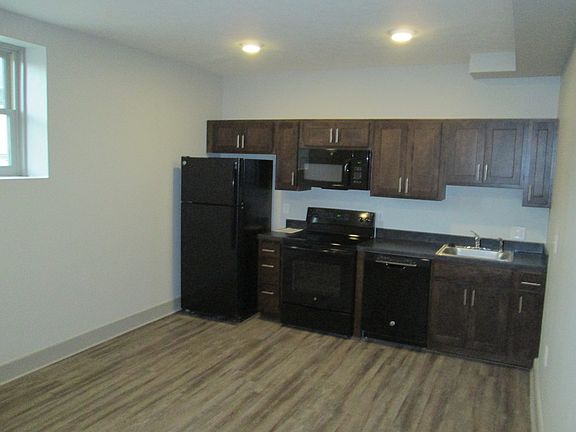 4th image of 2742 N 48th St APT 3