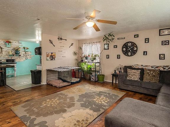 2nd image of 3047 Fruitwood Dr