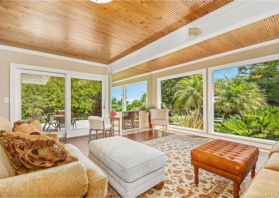 1st image of 5656 Whitecliff Dr