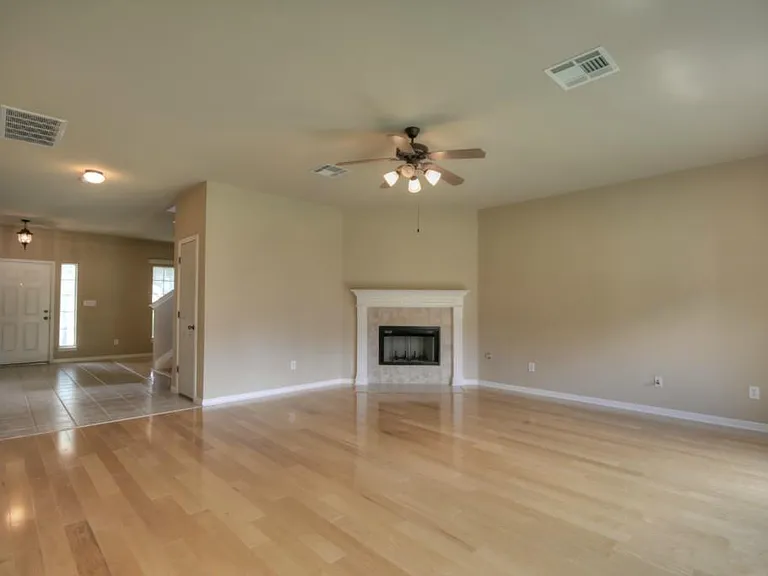 9624 Castle Pines Dr — Photo 6