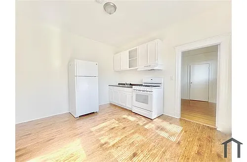 1794 W 24th St #D Photo 1