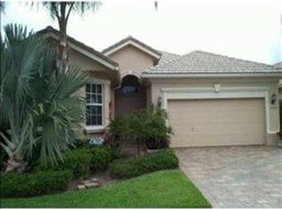 10097 Armani Dr, Boynton Beach, FL 33437