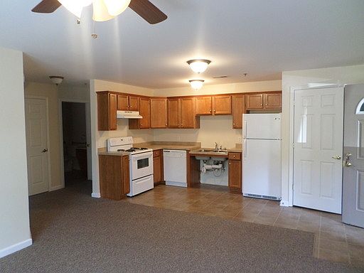 1st image of 100 Pinnacle Ct APT 815