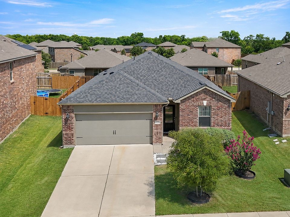 1st image of 1535 Park Trails Blvd