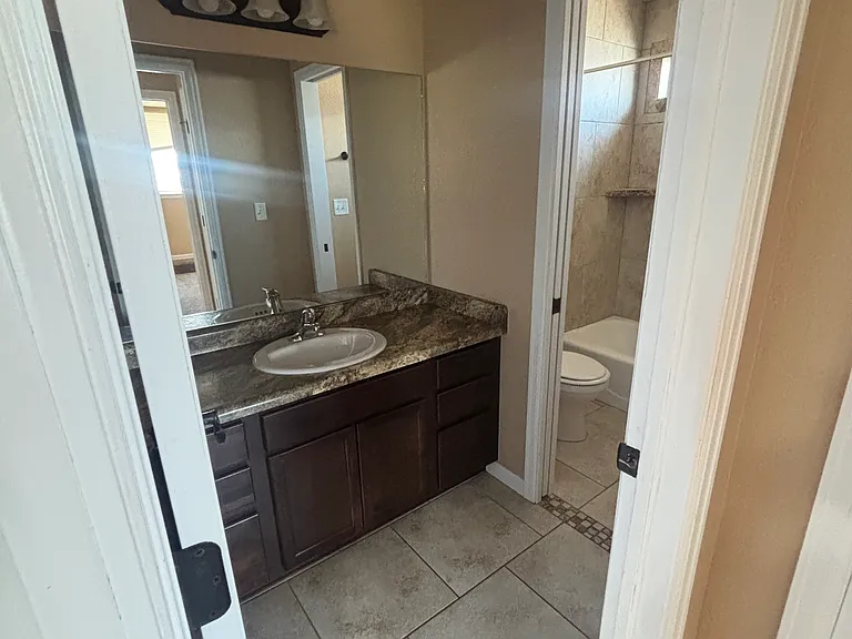 654 Chalisa Ave — Photo 16