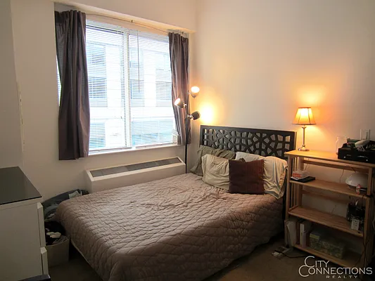 Rented by City Connections Realty | media 3