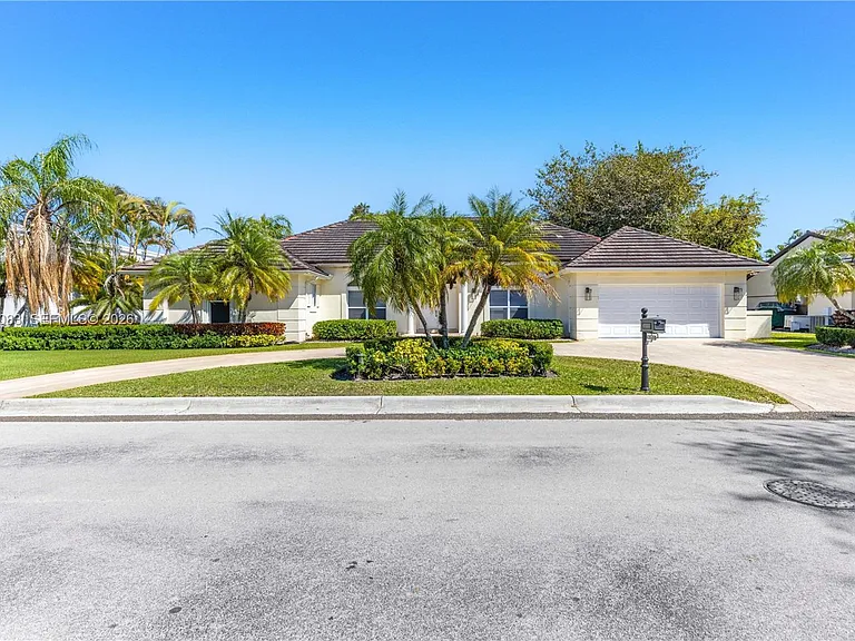 5253 NW 94th Doral Pl #5253 — Photo 5