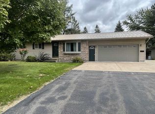 510 N 4th St, Colby, WI 54421