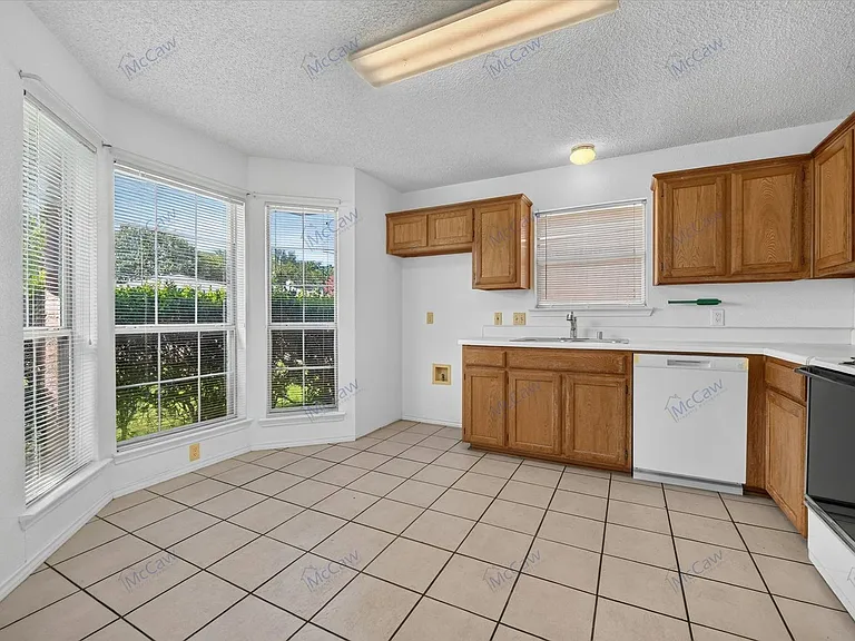 3728 Chaddybrook Ln — Photo 8