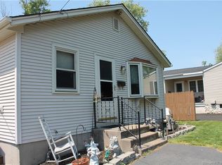 215 Gale Ave, Meriden, CT 06450