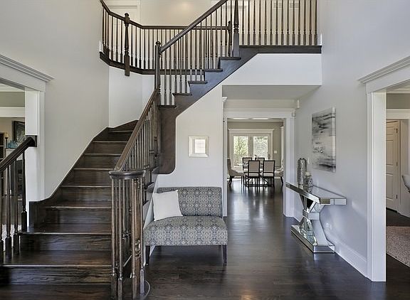 2nd image of 2127 Glen Oak Dr