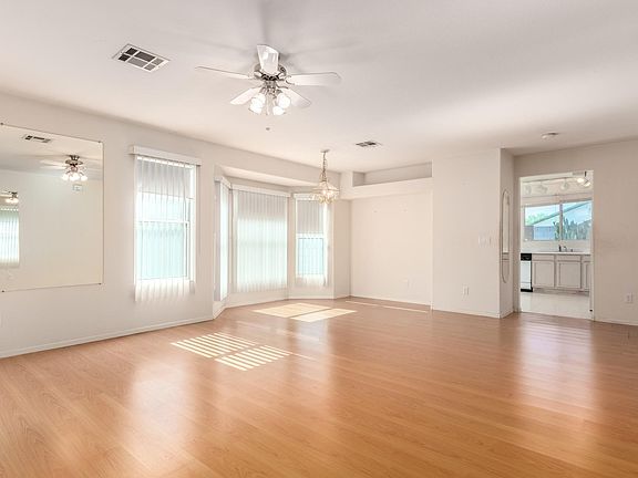 5th image of 3005 W Matthew Dr
