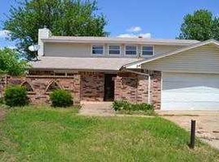 24 Tawana Dr, Shawnee, OK 74804
