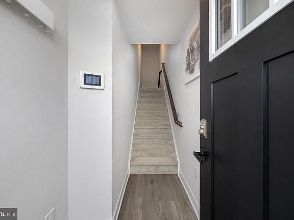 5th image of 6 Dolcie Ln