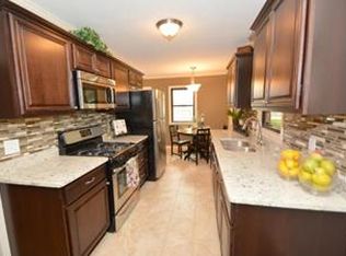 7137 France Ave N, Brooklyn Center, MN 55429