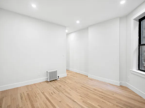 206 West 96th Street image 2 of 6