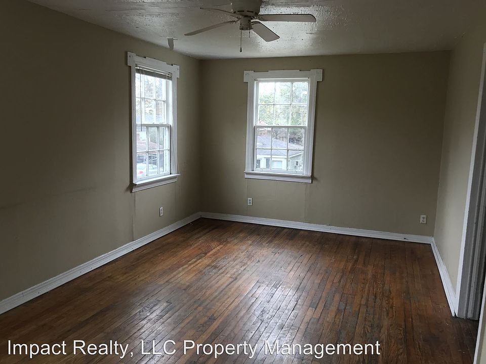 2nd image of 804 Elm Ave #B