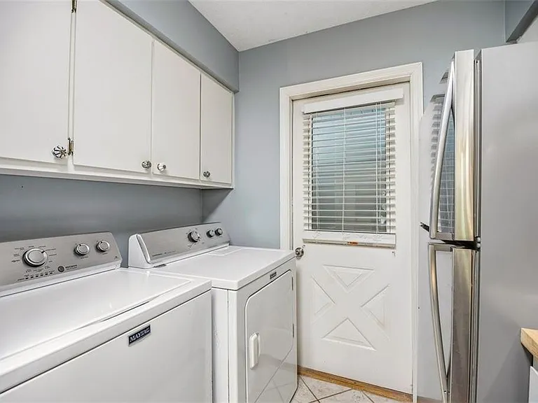 1000 Sea Island Rd #10 — Photo 13