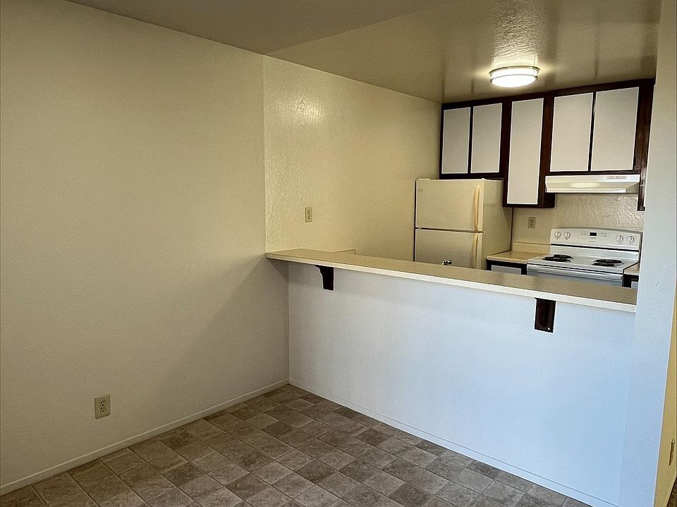 Dinning area and kitchen.